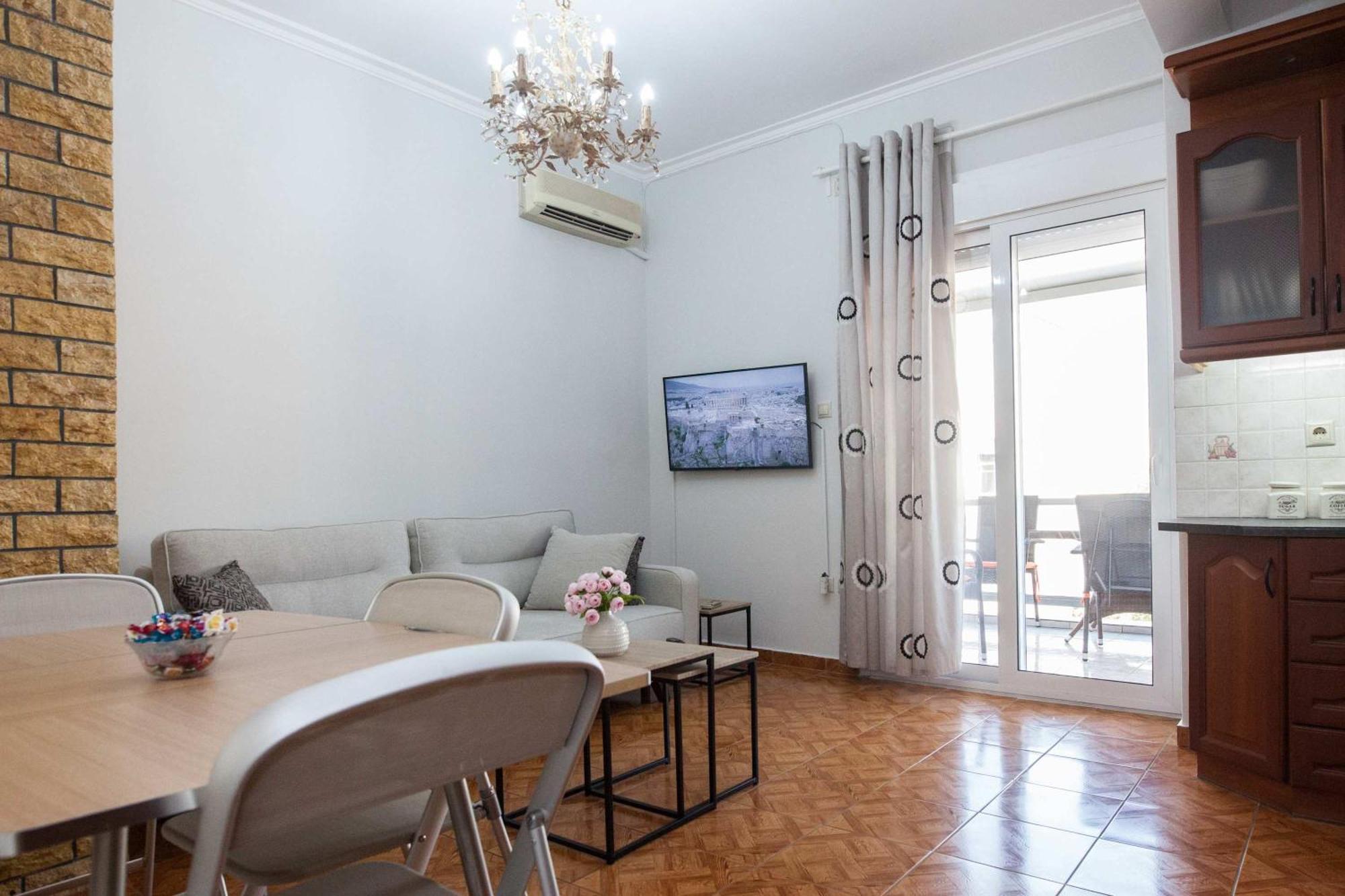 Central 2 Bd Apt With Balcony By Monastiraki Athens Luaran gambar